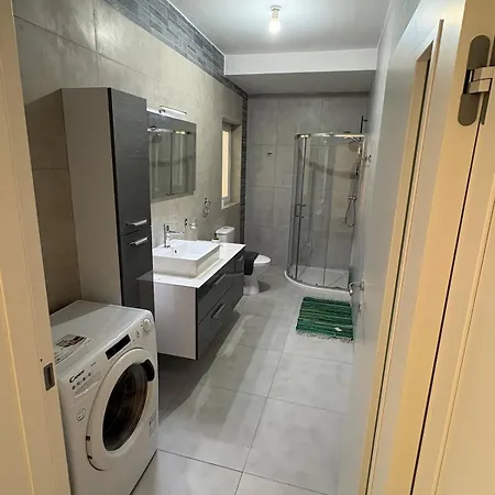 Apartament Flat - 4 Min Walk To The Seafront - Fully Ac Gzira